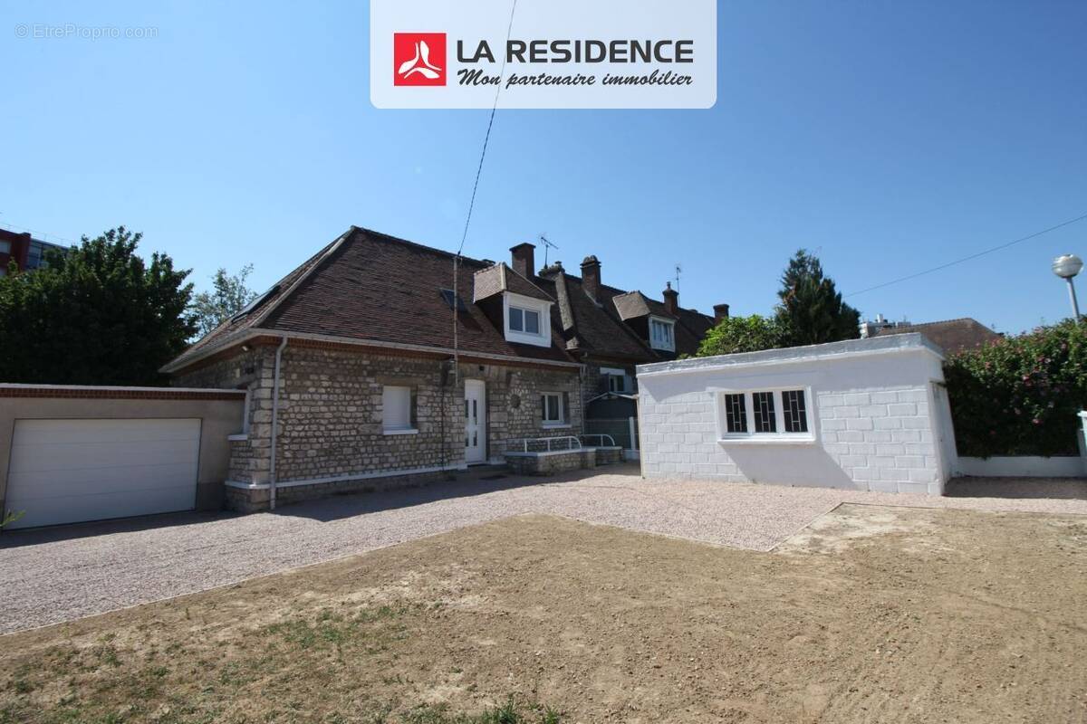 Maison à SOTTEVILLE-LES-ROUEN