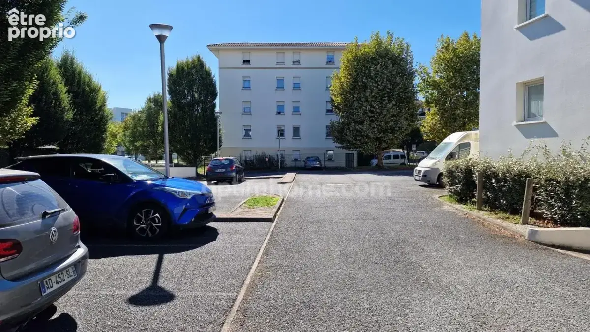 Place de Parking extérieure Bordeaux Caudéran. Idéal investisseur ou résidents - photo 5