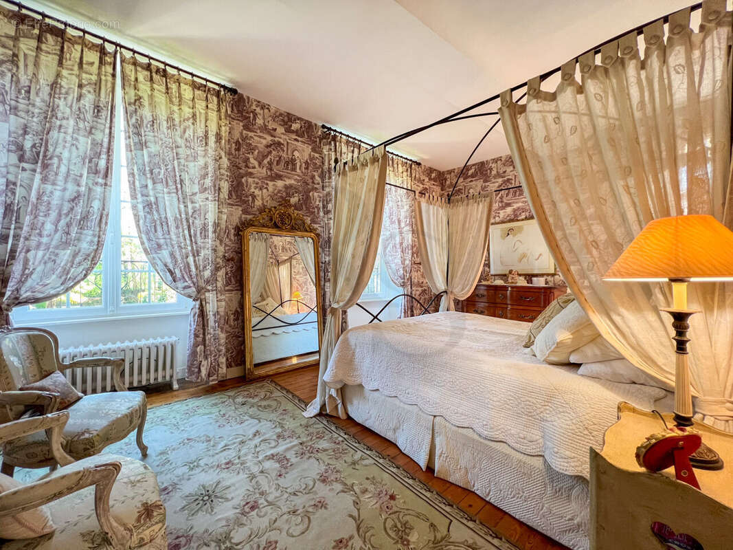 Maison à SAINT-PIERRE-DU-REGARD