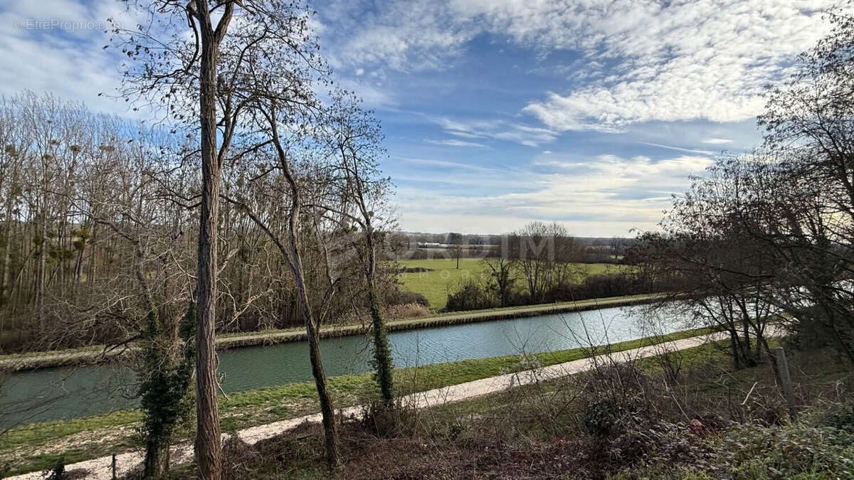 Maison à BEAULIEU-SUR-LOIRE