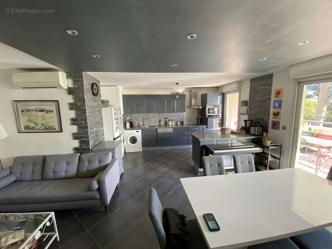 Appartement à MARSEILLE-13E