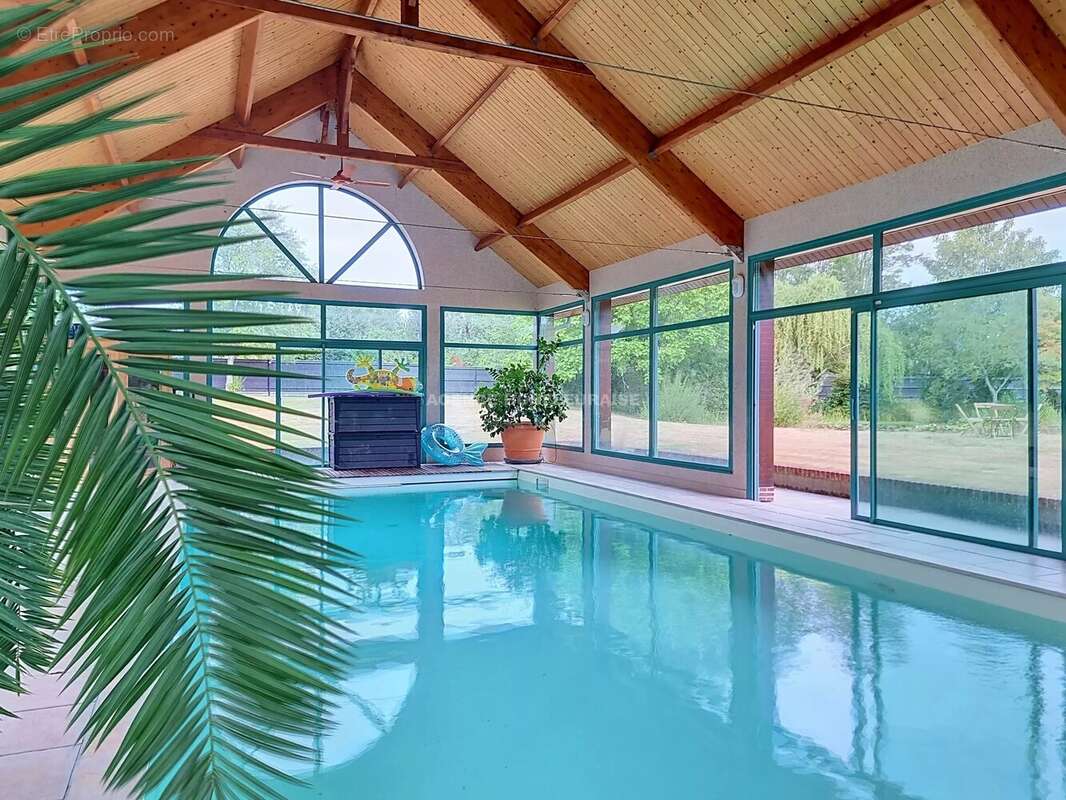 Propriete avec piscine d'exception - photo 2