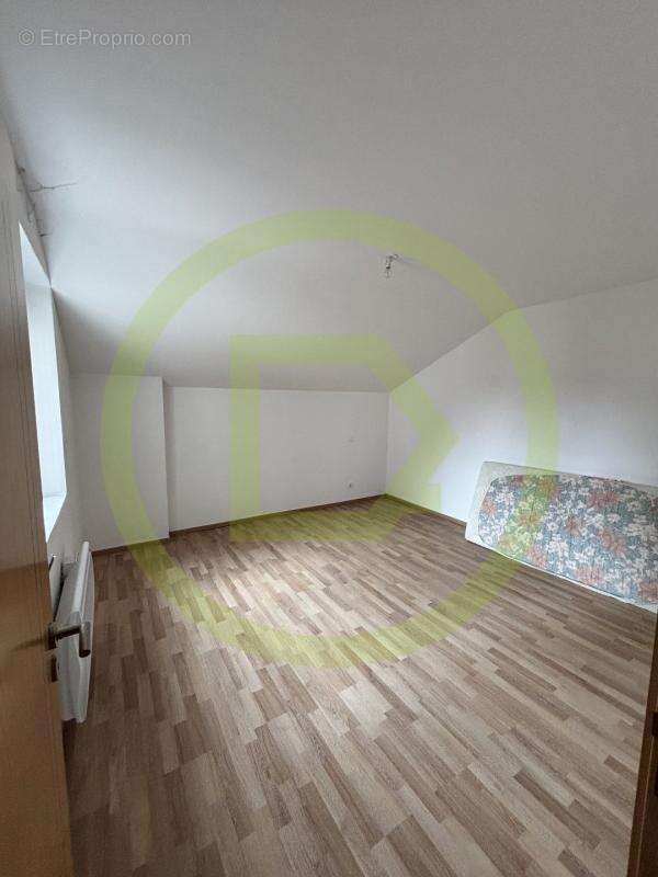 Appartement à LUXEUIL-LES-BAINS