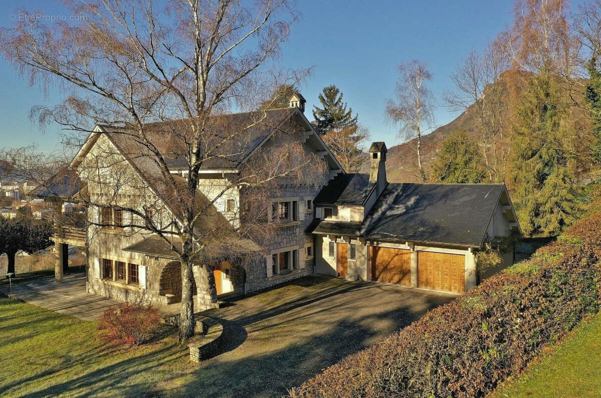 Maison à CLUSES