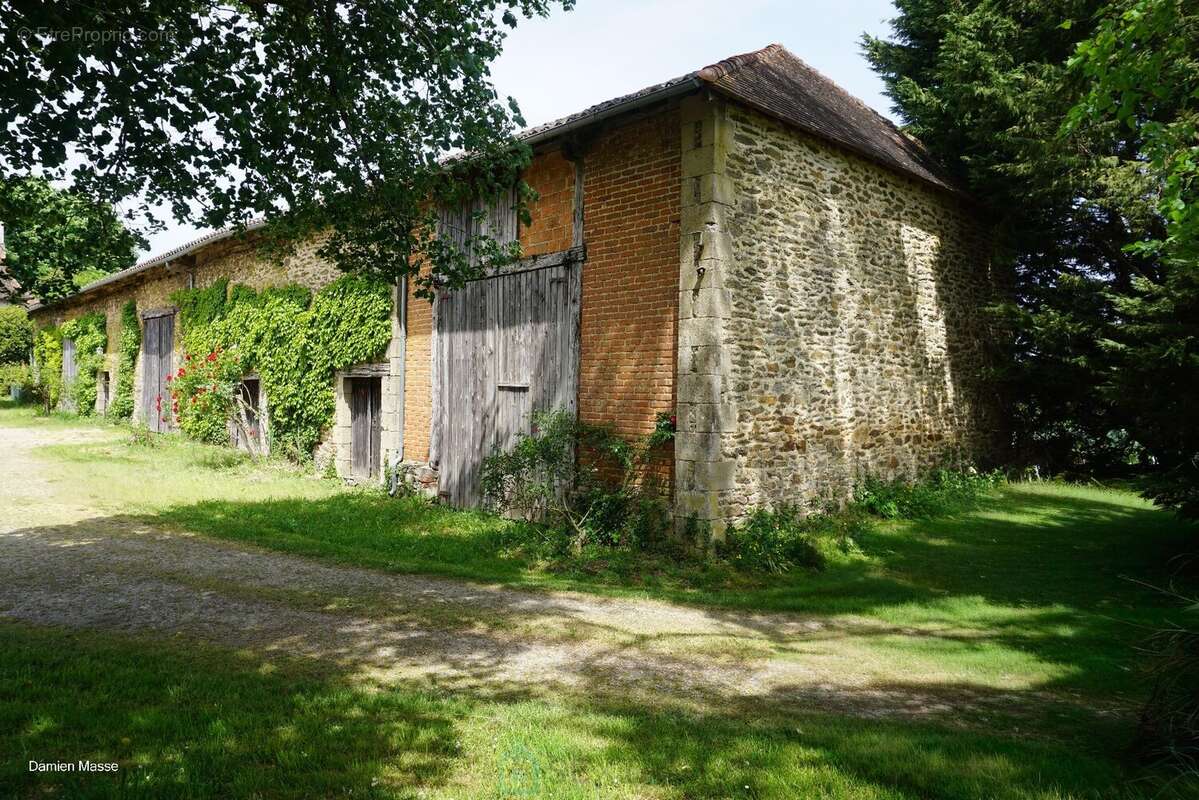 Maison à SAINT-JORY-DE-CHALAIS