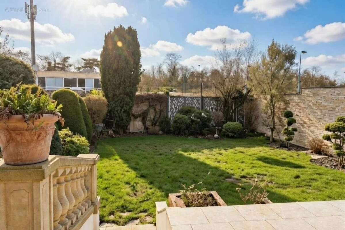 Maison à JOINVILLE-LE-PONT