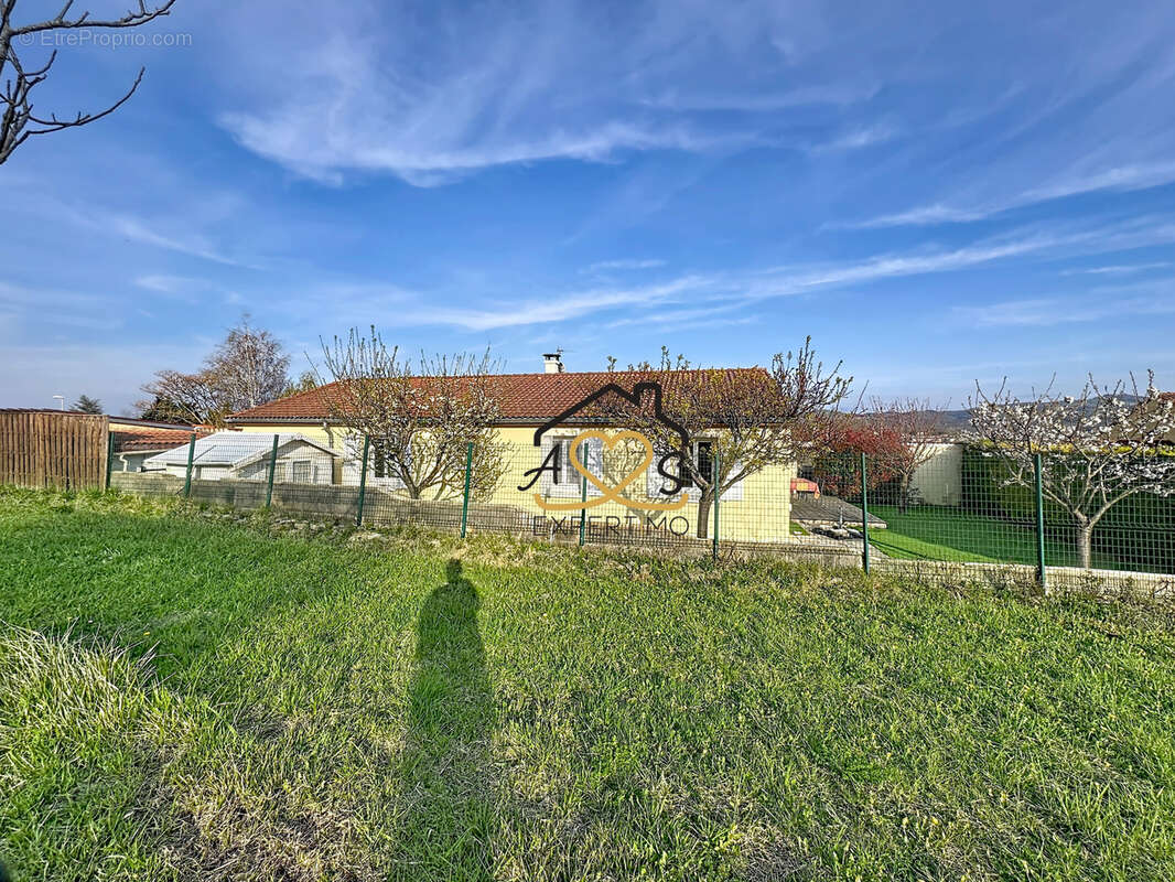Maison à BILLOM