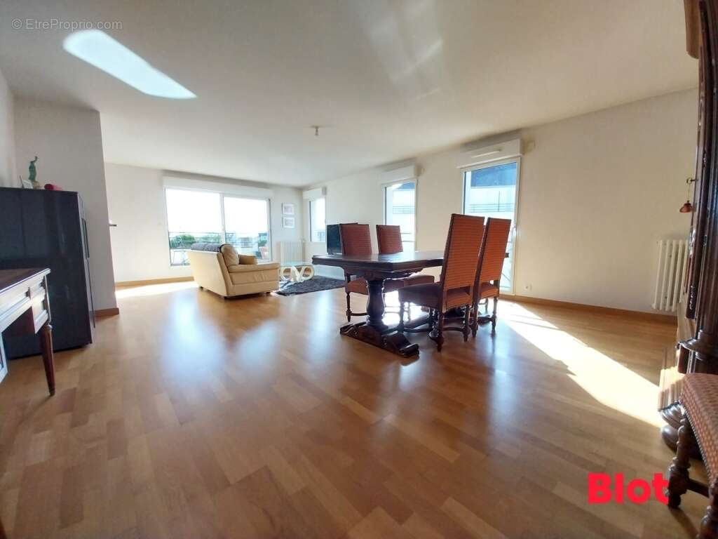 Appartement à SAINT-GREGOIRE