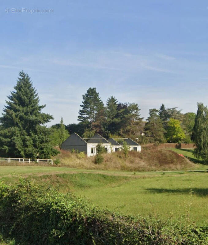 Terrain à PACY-SUR-EURE