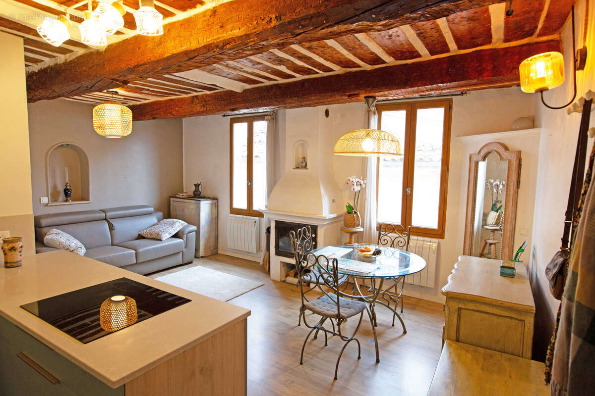 Appartement à VENCE