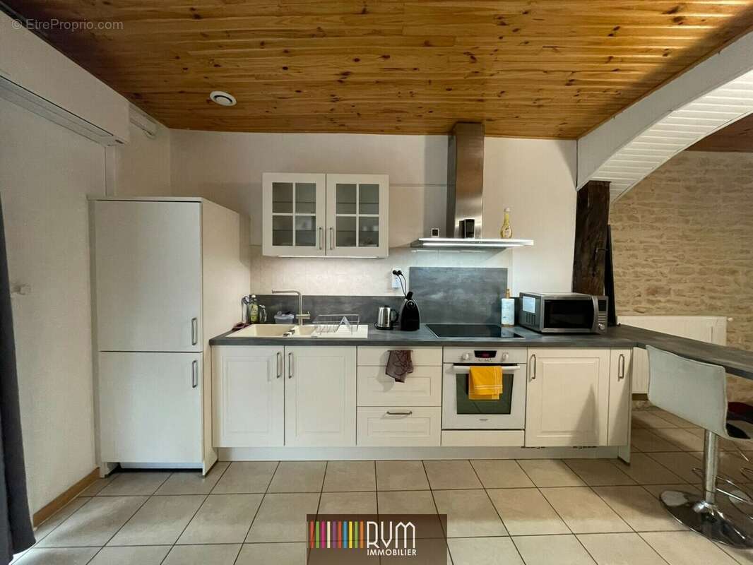 Maison à HAUTECOURT-ROMANECHE