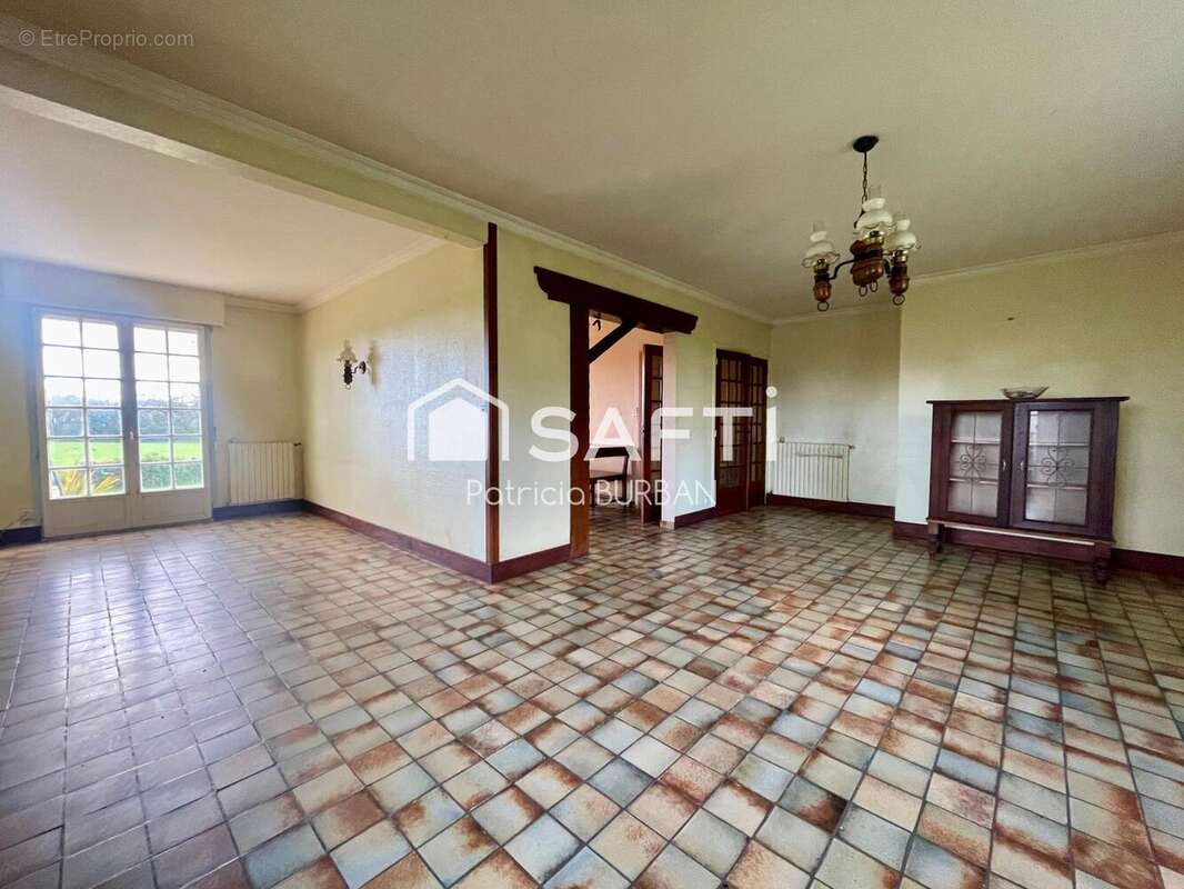 Photo 2 - Maison à LA VRAIE-CROIX