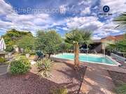 Maison à SAINT-PANTALEON-DE-LARCHE