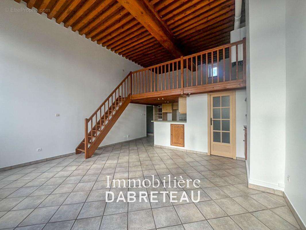Appartement à LYON-4E