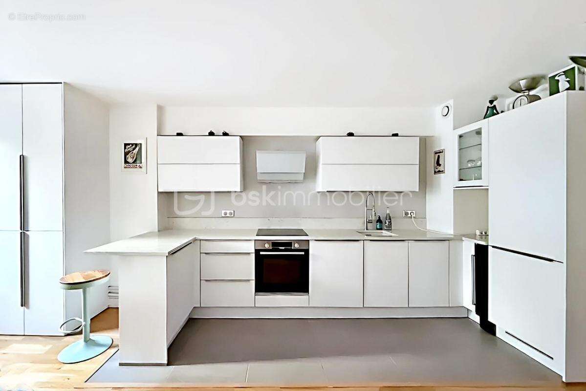 Appartement à PARIS-19E