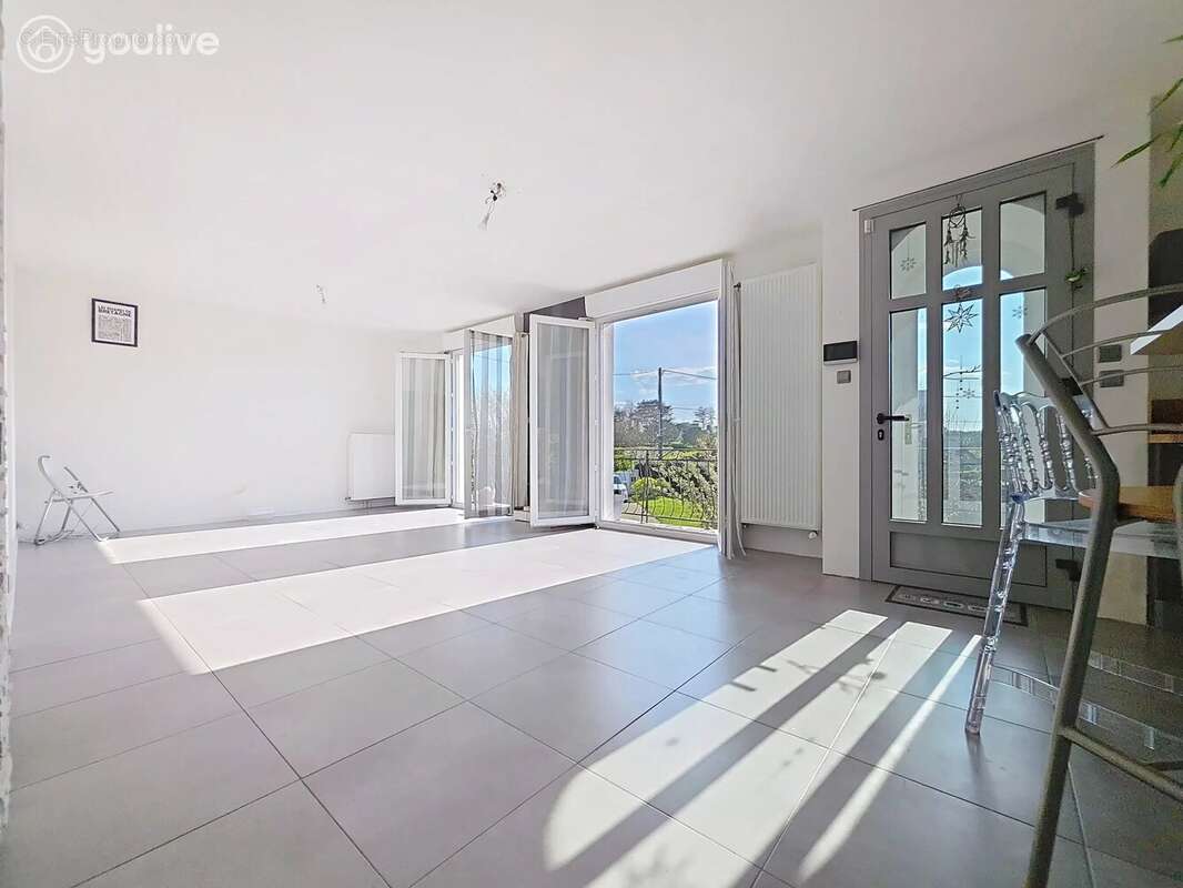 Maison à PLOUGUERNEAU