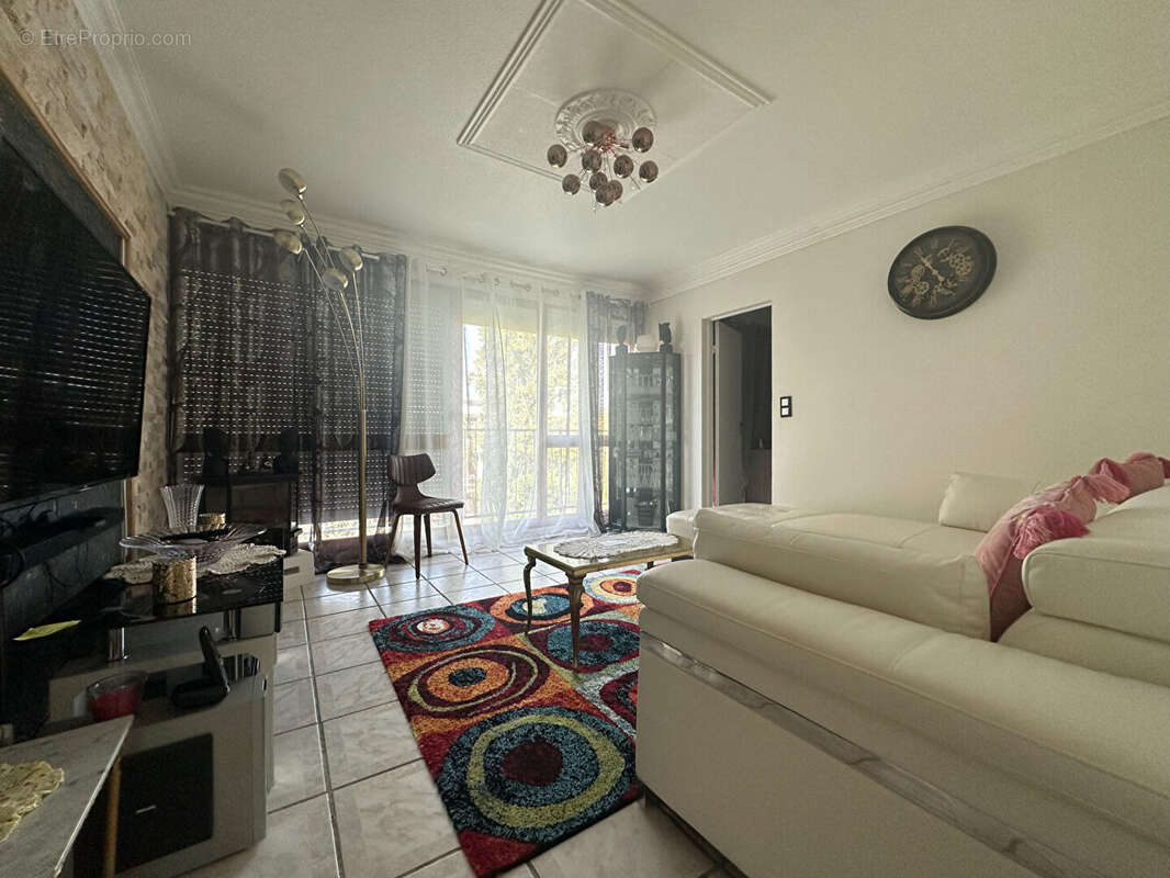 Appartement à JOIGNY