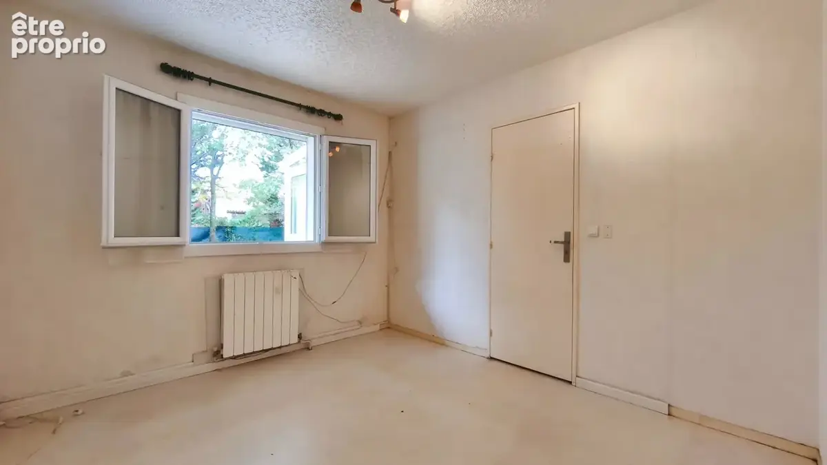 Maison de 76.83 m² - 3 chambres avec véranda et garage de 15,83m² – Terrain de 782 m² – DPE D - photo 7