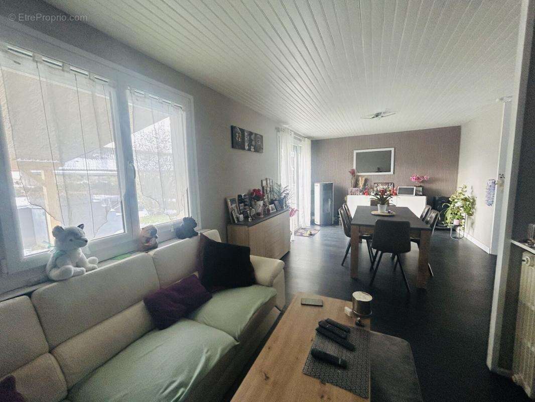 Maison à AUDINCOURT