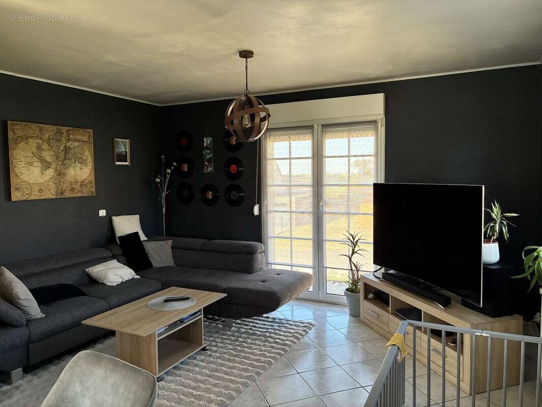 Maison 93 m² à Hottviller  - photo 4