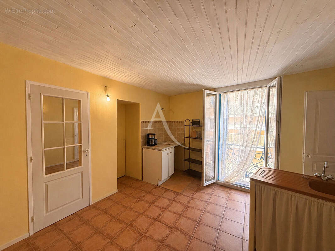 Maison à VINON-SUR-VERDON