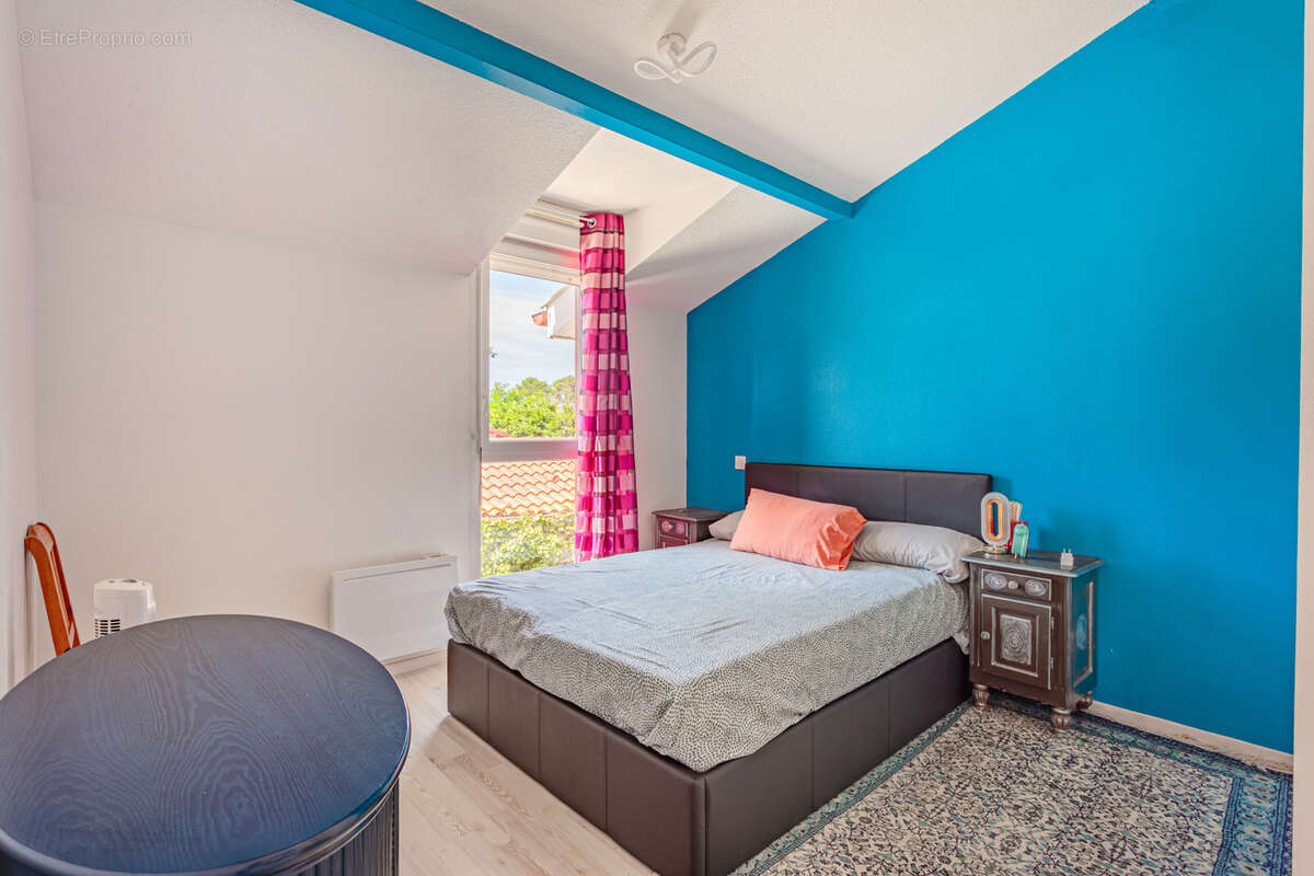 Maison T5 mitoyenne en duplex de 98m2 - Quartier calme - Bénesse-Maremne - photo 5