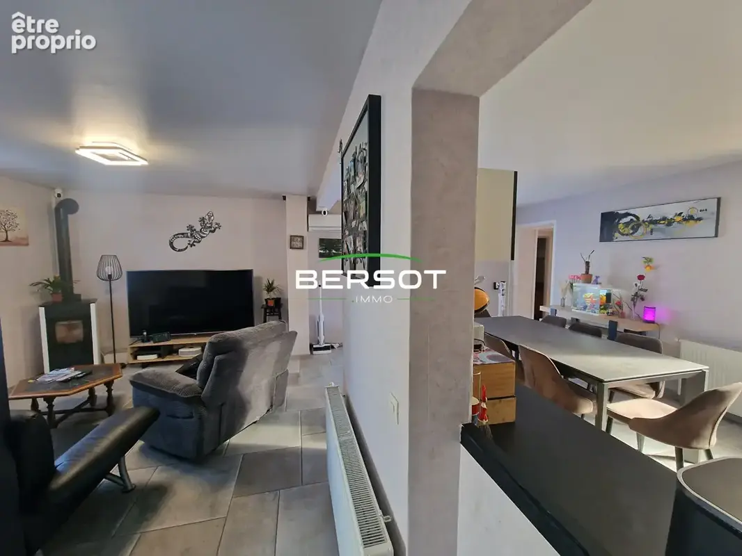 Maison familiale à l'Ecouvotte 8 pièces - 5 chambres de 124 m² - photo 5