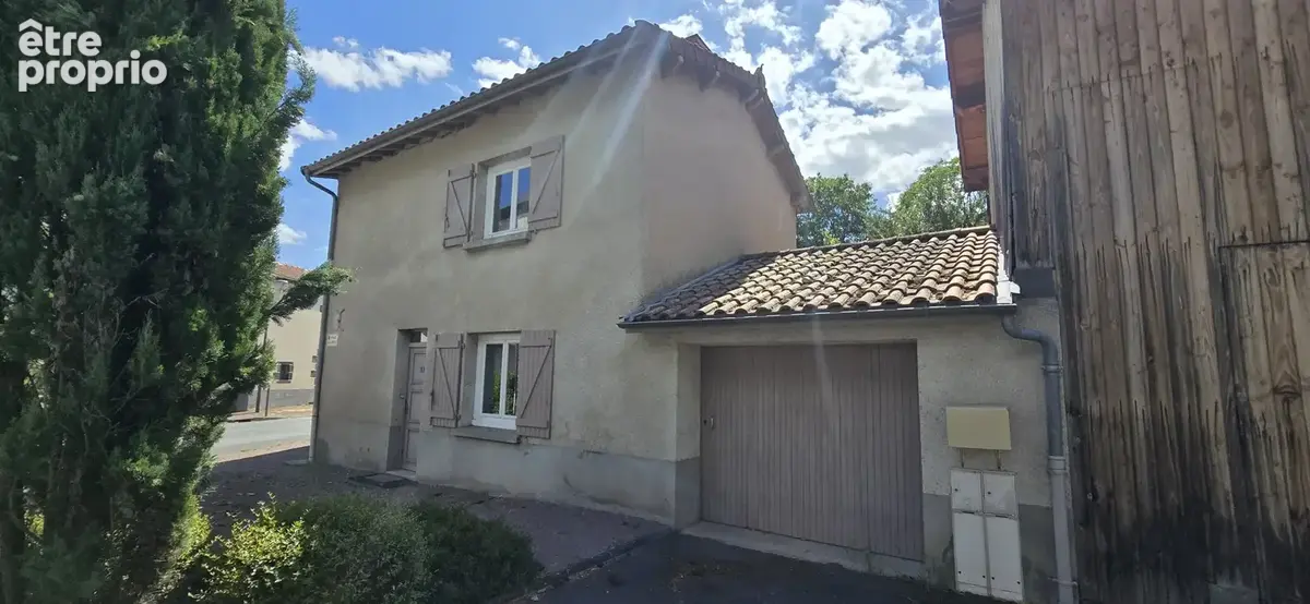 Maison à SAINT-LAURE