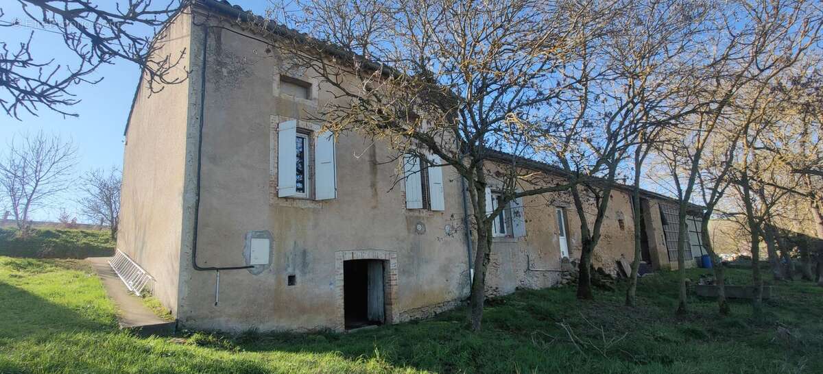 Maison à SALLES-SUR-L'HERS