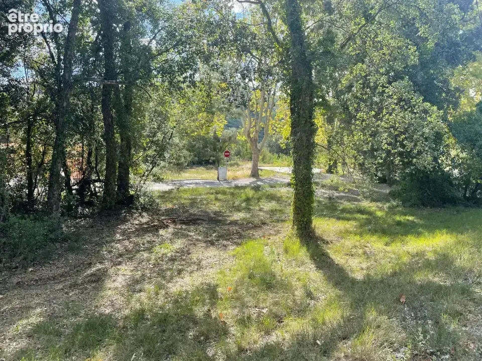 Photo Terrain à Les Cluses au prix de 124 900€
