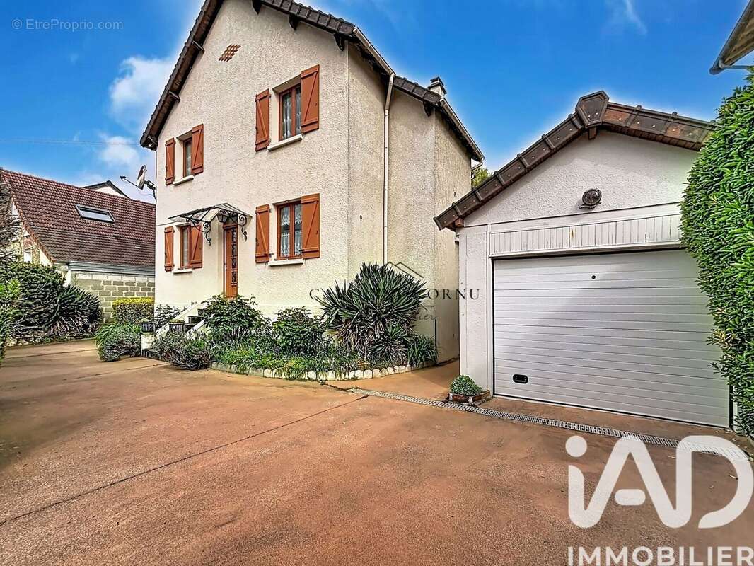 Photo 2 - Maison à VILLIERS-SUR-MARNE