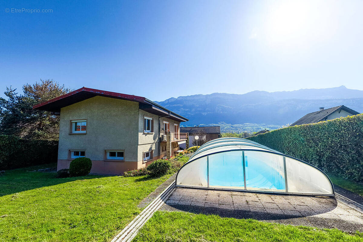 Maison à VIVIERS-DU-LAC