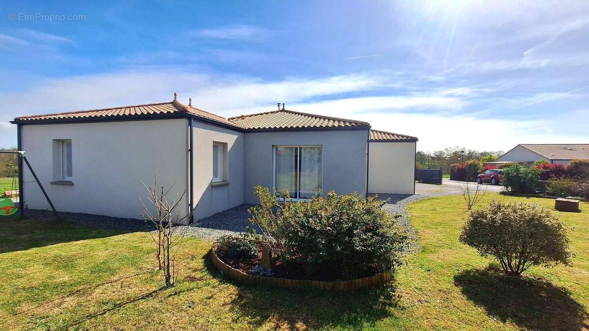 Maison à LE FUILET