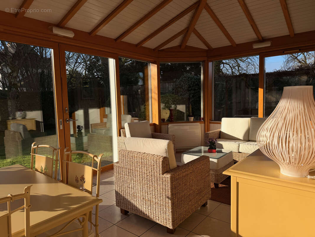 Maison à SAINT-SEBASTIEN-SUR-LOIRE