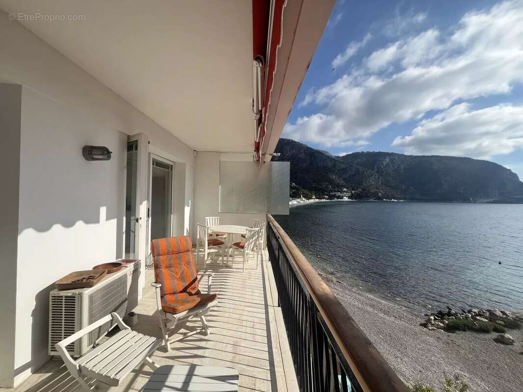 Appartement à EZE