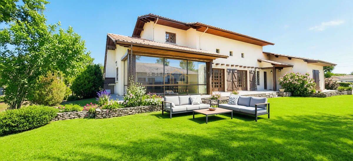 Maison avec garage et grand jardin à vendre à Gujan-Mestras - photo 3