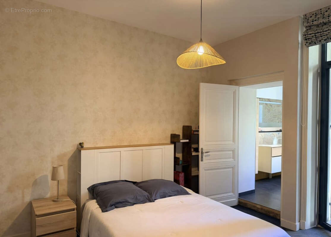 Maison bourgeoise de caractère de 218 m2 avec jardin - photo 5