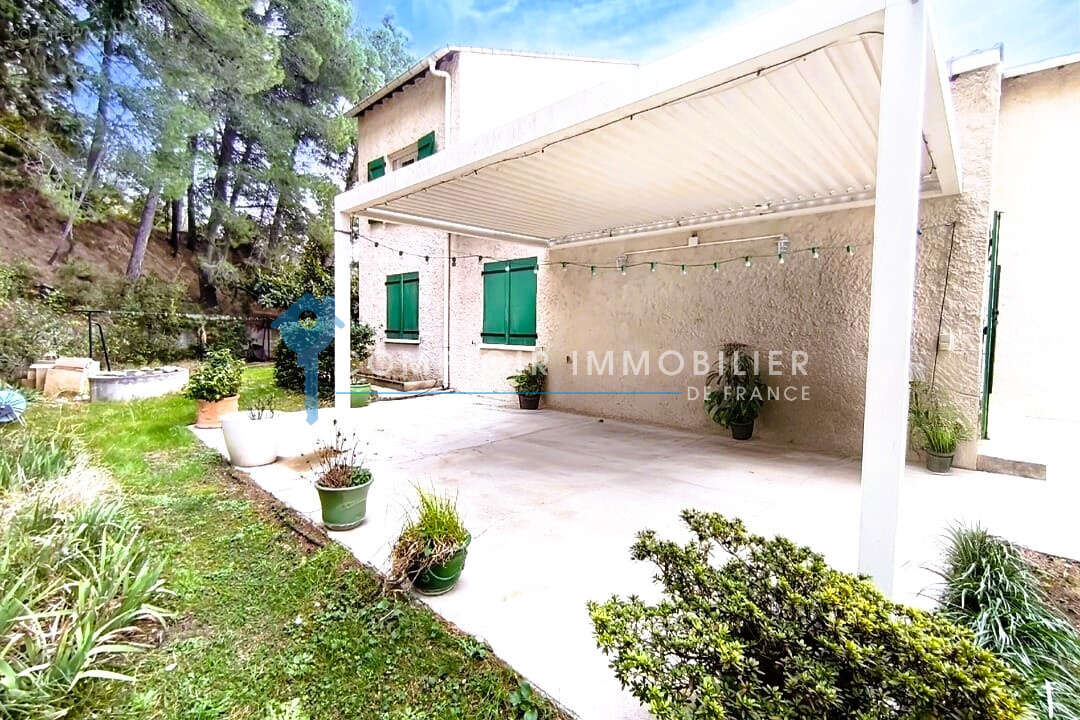 Maison à ARAMON