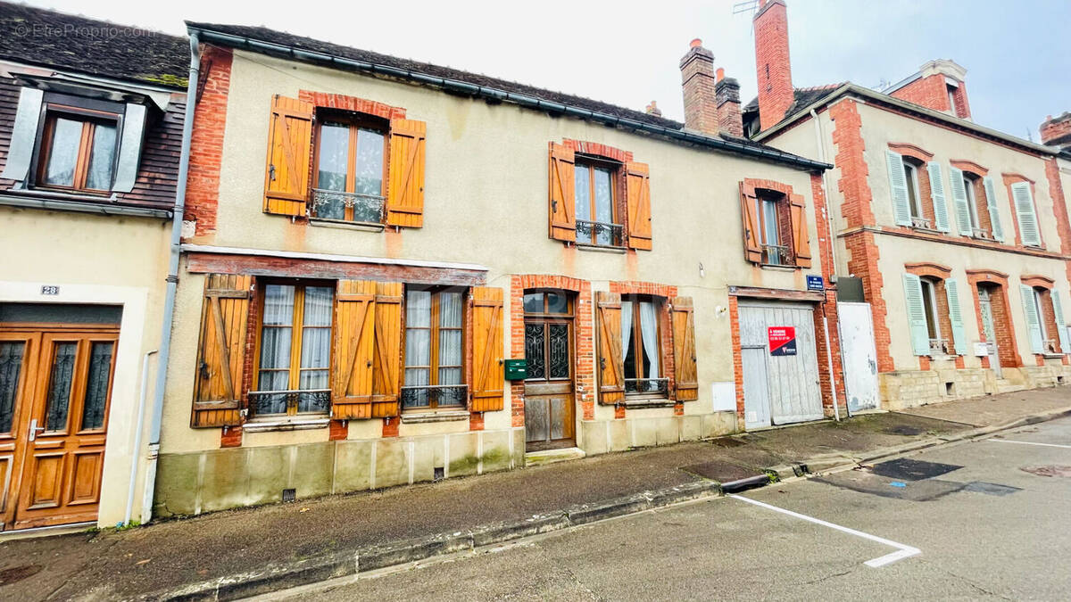 Maison à SAINT-FLORENTIN