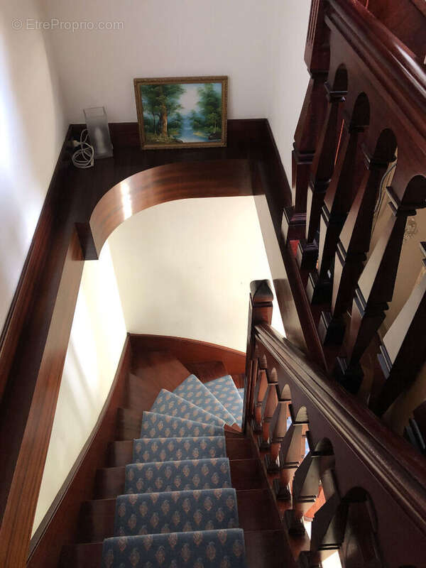 Appartement à BUC