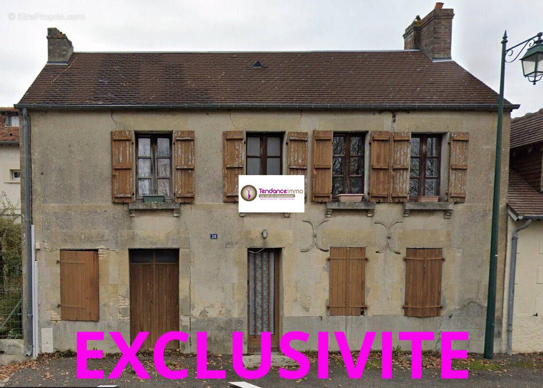 Maison à LE MELE-SUR-SARTHE
