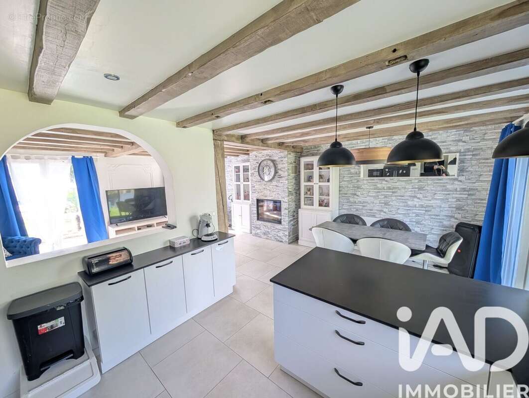 Photo 7 - Maison à SAINT-JEAN-DE-BRAYE