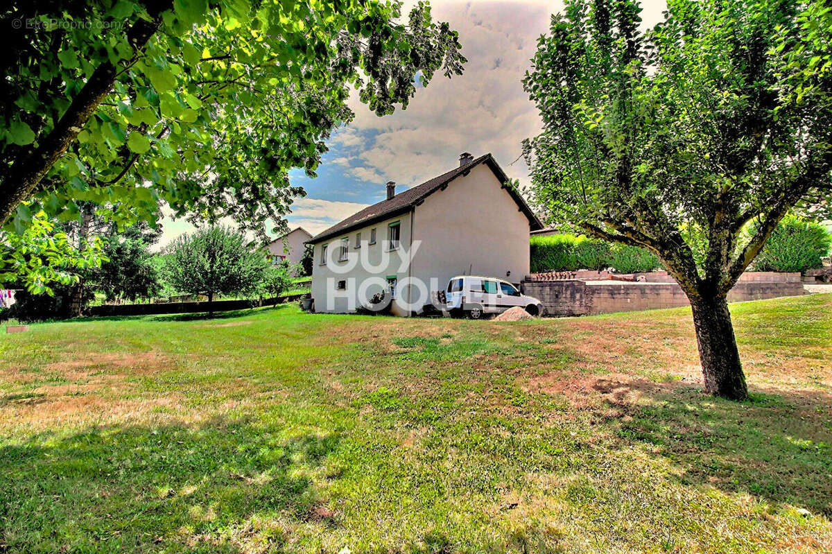 Maison de plain pied sur sous-sol à Lavangeot - photo 3
