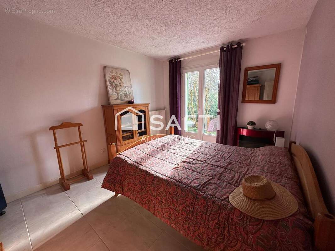 Photo 8 - Maison à FARGUES-SAINT-HILAIRE