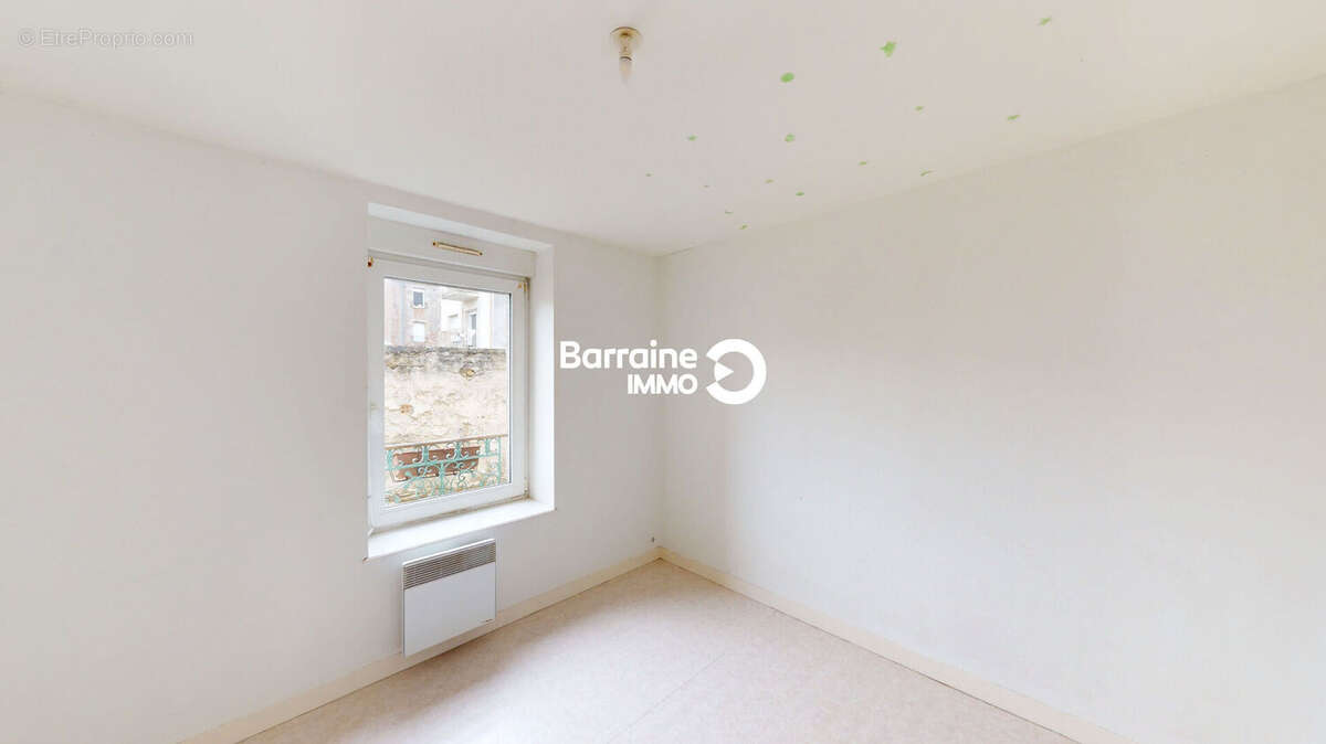 Exclusivité Brest - Secteur Saint Martin - Place Guérin - Appartement T3 Duplex situé en arrière cour - photo 12