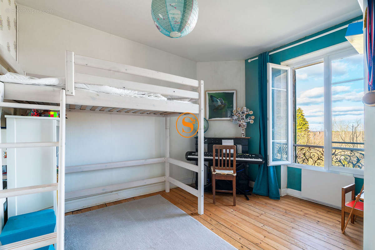 Maison à ORRY-LA-VILLE