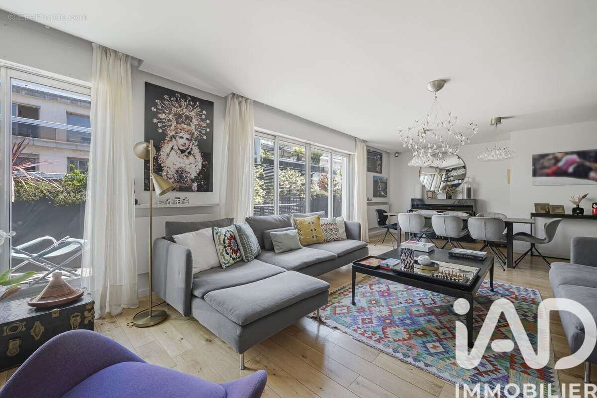 Photo 2 - Appartement à PARIS-15E