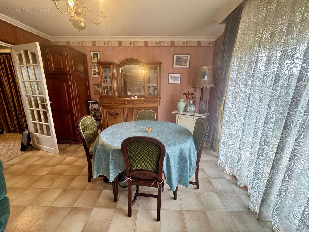 Maison à VILLEMANDEUR
