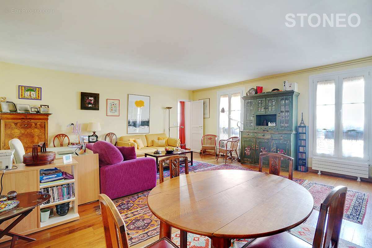 Appartement à PARIS-9E