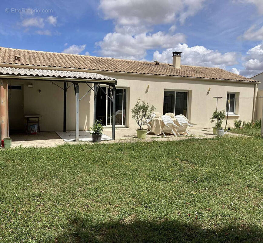 Maison à SAINT-CHRISTOPHE
